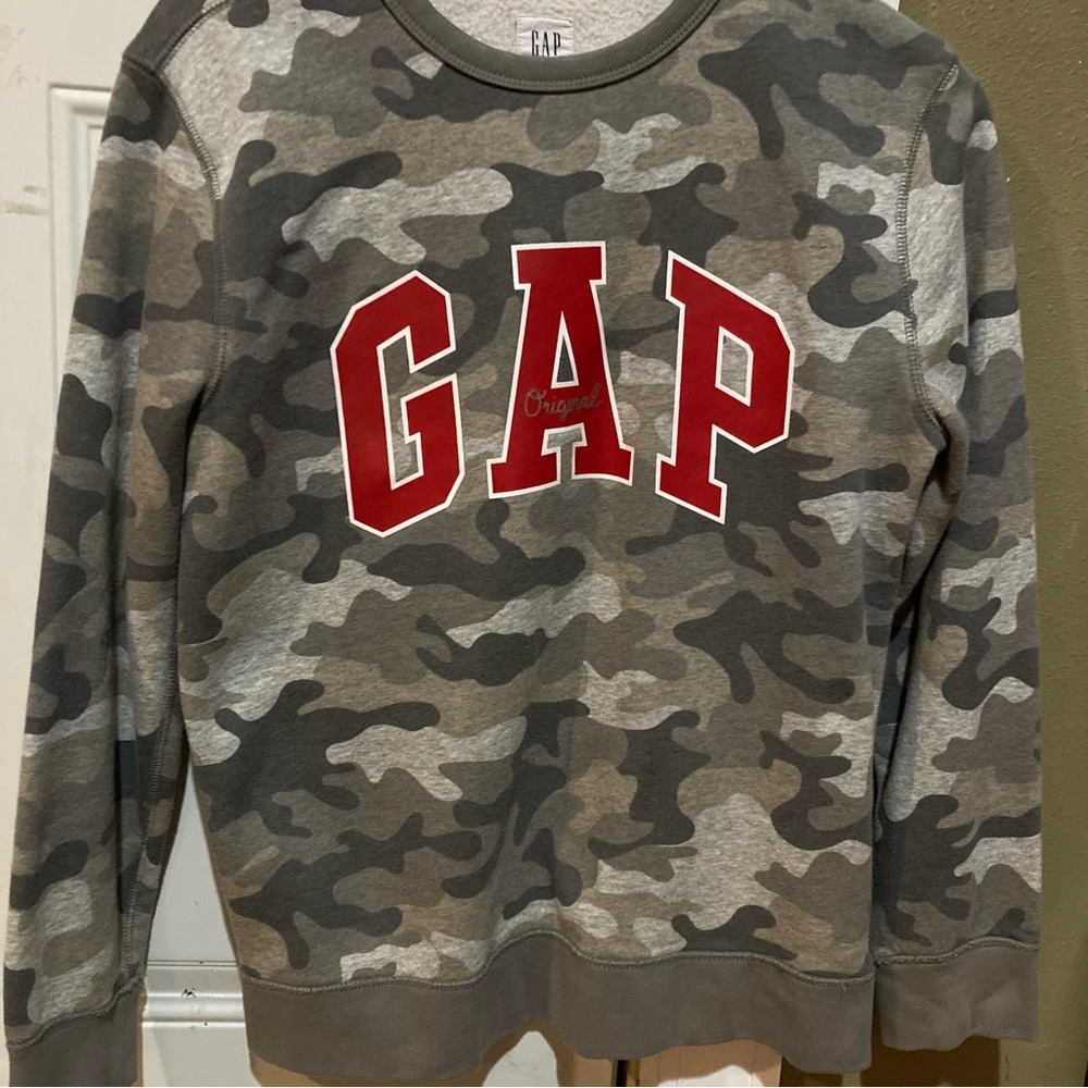 GAP Crewneck